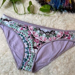 BECCA by Rebecca Virtue Multi Colored Crocheted Trim Sz L